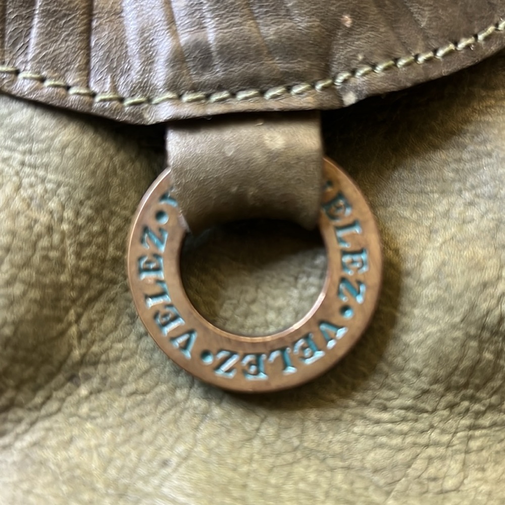 Vintage Velez leather crossbody bag - Picture 8 of 8